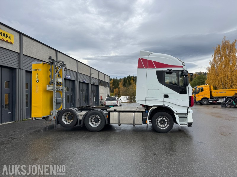 2014 Iveco Stralis AC 440 TY/PT - Putebil med Stuer Egghe trafikksikringssystem - Camion: photos 4 2014 Iveco Stralis AC 440 TY/PT - Putebil med Stuer Egghe trafikksikringssystem - Camion: photos 4