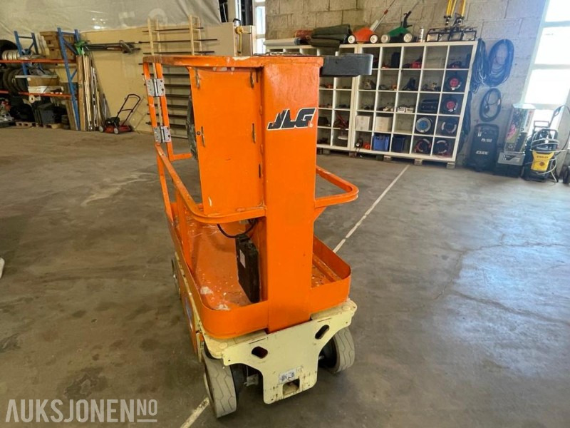 JLG 1230ES - 5,5m Mastelift. 2181 timer. - Nacelle: photos 5 JLG 1230ES - 5,5m Mastelift. 2181 timer. - Nacelle: photos 5