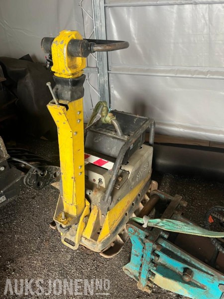 MVA FRI Wacker Neuson Dpu 5545 vibroplate - Compacteur: photos 1 MVA FRI Wacker Neuson Dpu 5545 vibroplate - Compacteur: photos 1