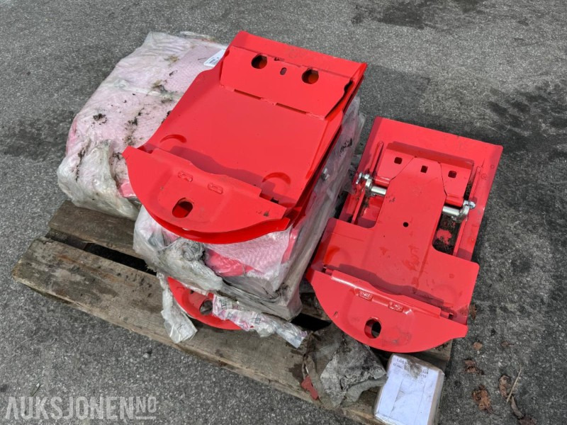 2016 Slepesko til Kuhn slåmaskiner - 8 stk faste og 2 stk justerbare - Ny/ubrukt - Passer til flere modeller av Kuhn slåmaskiner - Machine agricole: photos 1 2016 Slepesko til Kuhn slåmaskiner - 8 stk faste og 2 stk justerbare - Ny/ubrukt - Passer til flere modeller av Kuhn slåmaskiner - Machine agricole: photos 1