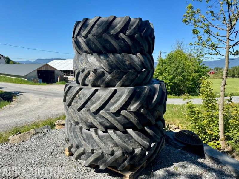 2020 Bridgestone - VF 650/65-42 - VF 540/65-30 - Traktordekk Sett - Machine agricole: photos 4 2020 Bridgestone - VF 650/65-42 - VF 540/65-30 - Traktordekk Sett - Machine agricole: photos 4