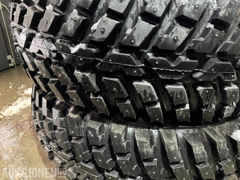 4 stk Fendt Nokian vinterhjul 480/80 R34 + 620/80 R42 med pigg - Machine agricole: photos 3 4 stk Fendt Nokian vinterhjul 480/80 R34 + 620/80 R42 med pigg - Machine agricole: photos 3