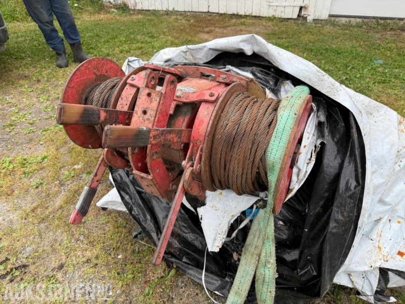 Igland 3,5 T. vinsj - Machine agricole: photos 1 Igland 3,5 T. vinsj - Machine agricole: photos 1