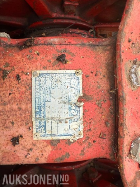 Igland 3,5 T. vinsj - Machine agricole: photos 5 Igland 3,5 T. vinsj - Machine agricole: photos 5