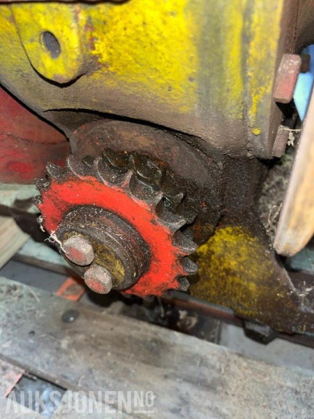 Igland vinsjpakke - 8000 og 4002 - Machine agricole: photos 5 Igland vinsjpakke - 8000 og 4002 - Machine agricole: photos 5