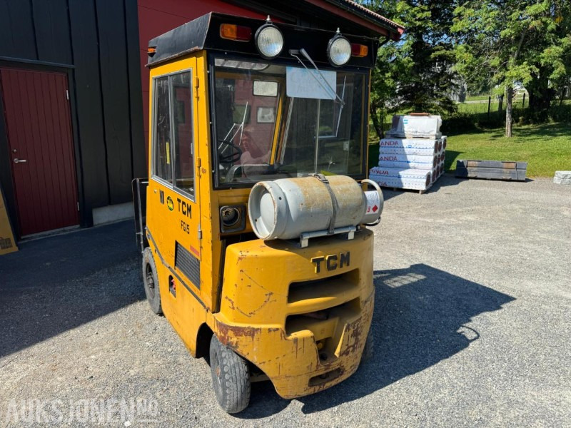 1979 TCM FG15 truck med 1360 kg løftekapasitet, 3500 mm løftehøyde - Matériel de manutention: photos 2 1979 TCM FG15 truck med 1360 kg løftekapasitet, 3500 mm løftehøyde - Matériel de manutention: photos 2