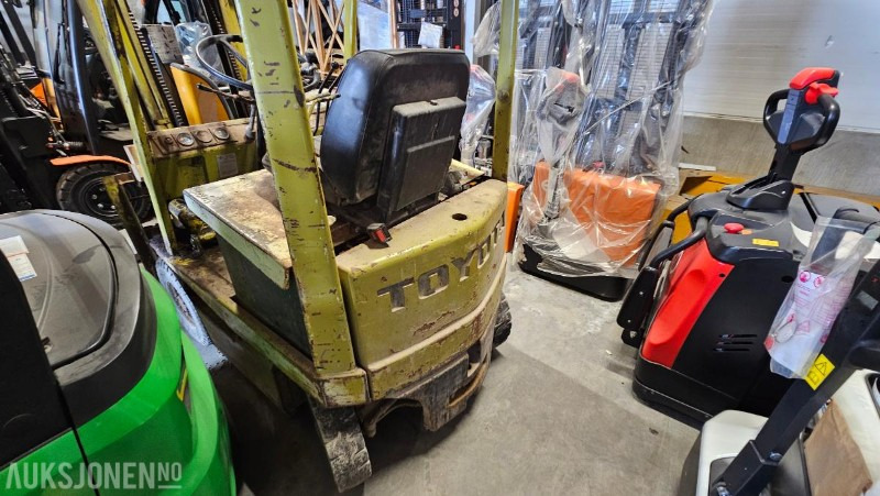 1980 Toyota 4FB10 Elektrisk gaffeltruck - Mangler glans, men ikke sjel/Rep.objekt - Matériel de manutention: photos 5 1980 Toyota 4FB10 Elektrisk gaffeltruck - Mangler glans, men ikke sjel/Rep.objekt - Matériel de manutention: photos 5