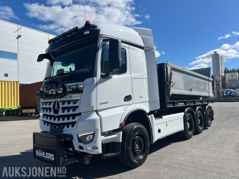 Mercedes-Benz Arocs 3253 Tridem krokbil brøyte rigget - Camion ampliroll: photos 2 Mercedes-Benz Arocs 3253 Tridem krokbil brøyte rigget - Camion ampliroll: photos 2