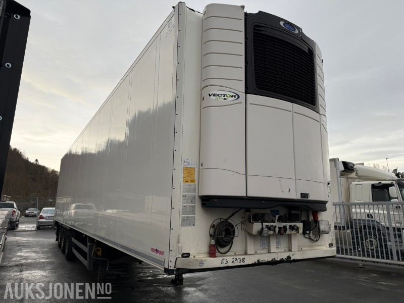 2019 Schmitz CARGOBULL thermo semi med bommer og bakløft - Remorque: photos 2 2019 Schmitz CARGOBULL thermo semi med bommer og bakløft - Remorque: photos 2