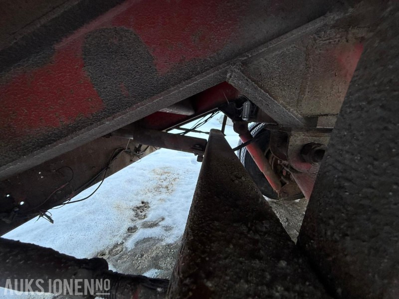 Remorque BRIAB Modell SB3PN-26-75 3 akslet maskintralle: photos 23 Remorque BRIAB Modell SB3PN-26-75 3 akslet maskintralle: photos 23