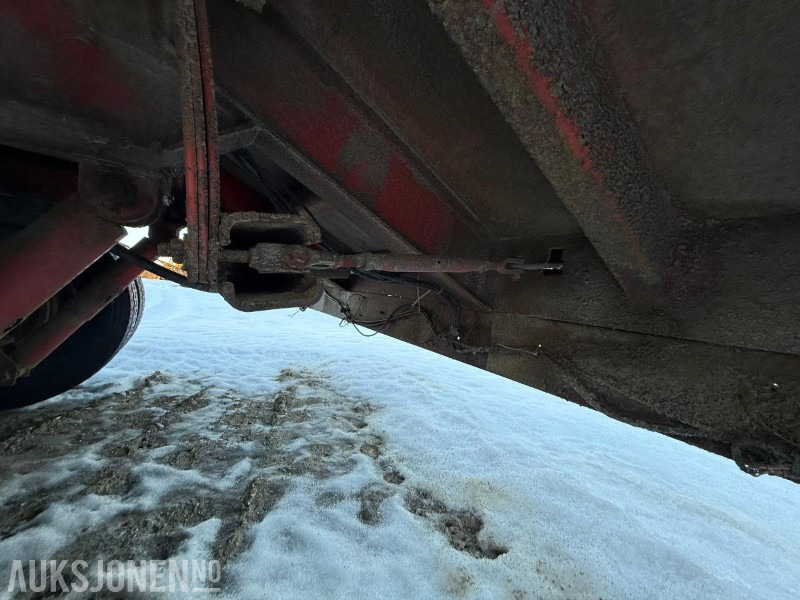 Remorque BRIAB Modell SB3PN-26-75 3 akslet maskintralle: photos 20 Remorque BRIAB Modell SB3PN-26-75 3 akslet maskintralle: photos 20