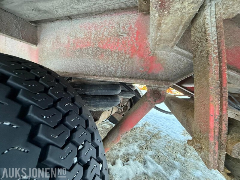 Remorque BRIAB Modell SB3PN-26-75 3 akslet maskintralle: photos 19 Remorque BRIAB Modell SB3PN-26-75 3 akslet maskintralle: photos 19