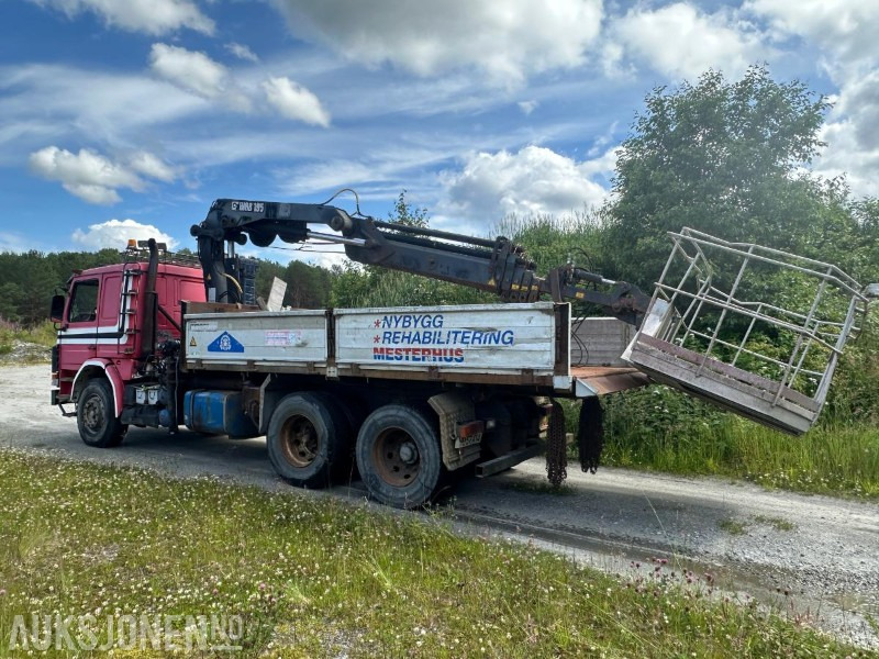 Scania P112H - Intercooler - 6X2 - Fastmontert kran med uttrekk og kurv - Tipp kasse - Camion grue: photos 3 Scania P112H - Intercooler - 6X2 - Fastmontert kran med uttrekk og kurv - Tipp kasse - Camion grue: photos 3