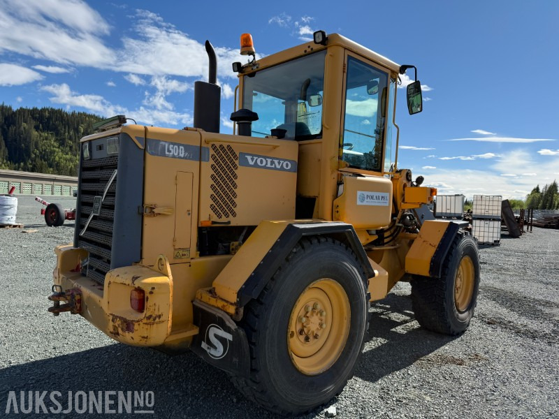 VOLVO L50D Hjullaster m/ pallegaffel og ny skuff - Chargeuse sur pneus: photos 3 VOLVO L50D Hjullaster m/ pallegaffel og ny skuff - Chargeuse sur pneus: photos 3