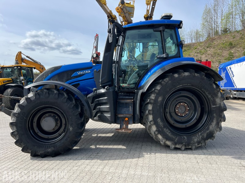 Valtra T234 m/fronthydraulikk,pto og brøytefeste - Tracteur agricole: photos 3 Valtra T234 m/fronthydraulikk,pto og brøytefeste - Tracteur agricole: photos 3