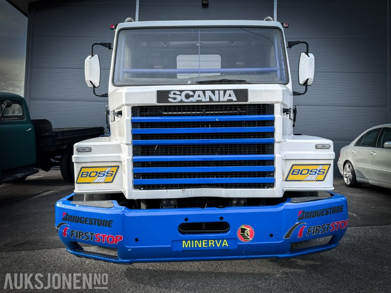 1989 Scania T 143M Racing Truck Snutebil - V8 motor - 950 hk - Spesialbygget av Scania i 1989 - Véhicule de voirie/ Spécial: photos 2 1989 Scania T 143M Racing Truck Snutebil - V8 motor - 950 hk - Spesialbygget av Scania i 1989 - Véhicule de voirie/ Spécial: photos 2