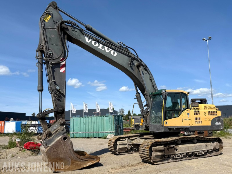 Volvo EC360CL Gravemaskin med Gjerstad graveskuffe, smalskuffe, lavt timeantall - Pelle: photos 1 Volvo EC360CL Gravemaskin med Gjerstad graveskuffe, smalskuffe, lavt timeantall - Pelle: photos 1