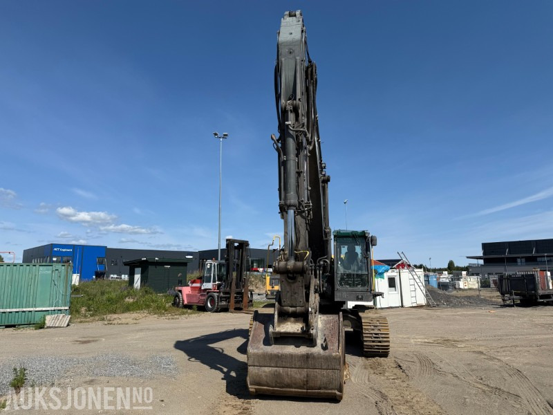 Volvo EC360CL Gravemaskin med Gjerstad graveskuffe, smalskuffe, lavt timeantall - Pelle: photos 2 Volvo EC360CL Gravemaskin med Gjerstad graveskuffe, smalskuffe, lavt timeantall - Pelle: photos 2