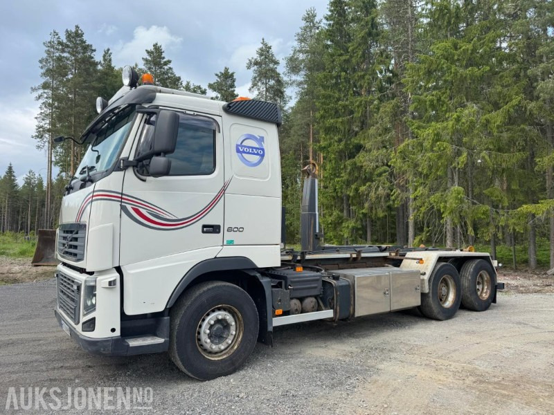 Volvo FH16 6X2 krokbilmed 20 tonns multilift. - Camion ampliroll: photos 1 Volvo FH16 6X2 krokbilmed 20 tonns multilift. - Camion ampliroll: photos 1