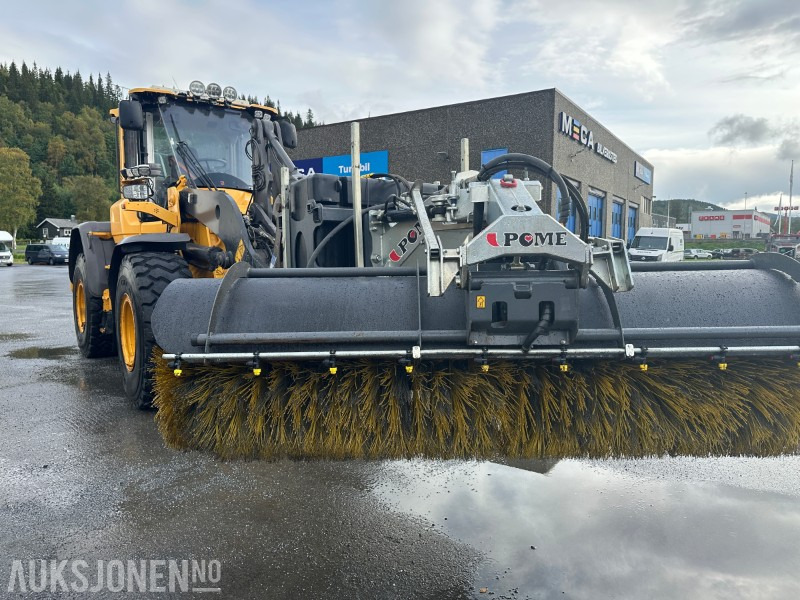Volvo L90H HJULLASTER MED MYE UTSTYR - 7247 TIMER - Chargeuse sur pneus: photos 4 Volvo L90H HJULLASTER MED MYE UTSTYR - 7247 TIMER - Chargeuse sur pneus: photos 4