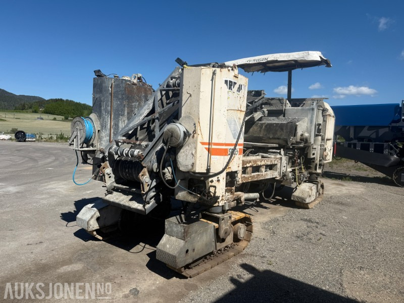 Wirtgen SP25 Glidestøpemaskin - 11688 Arbeidstimer - 118kW/158HP - Matériel de chantier: photos 1 Wirtgen SP25 Glidestøpemaskin - 11688 Arbeidstimer - 118kW/158HP - Matériel de chantier: photos 1