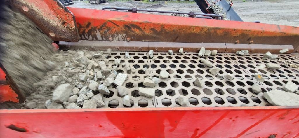 Sandvik QE 241 - Crible: photos 3 Sandvik QE 241 - Crible: photos 3