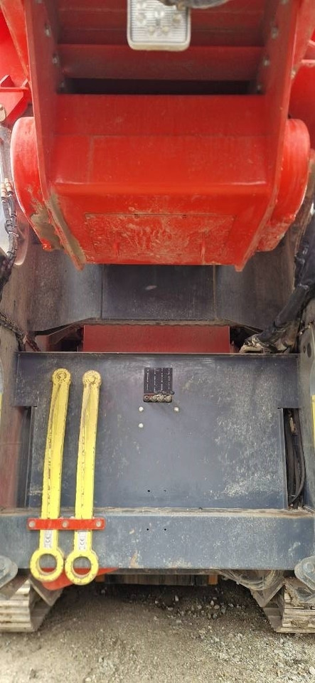 Sandvik QJ 241 - Concasseur mobile: photos 5 Sandvik QJ 241 - Concasseur mobile: photos 5