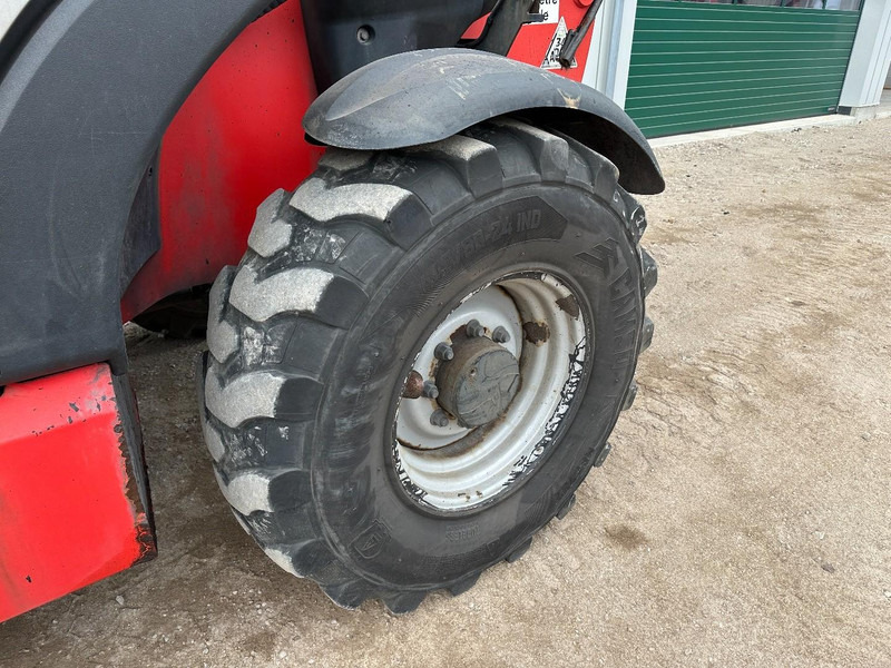 Chariot télescopique Manitou MT 1840: photos 9