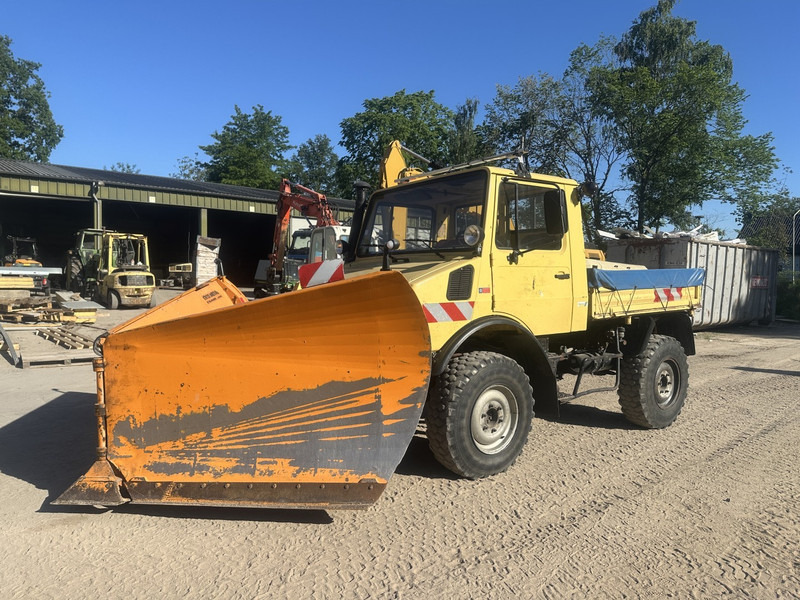 Mercedes-Benz Unimog U 1000 32.883km // ORIGINAL MILEAGE - Tracteur agricole: photos 1 Mercedes-Benz Unimog U 1000 32.883km // ORIGINAL MILEAGE - Tracteur agricole: photos 1