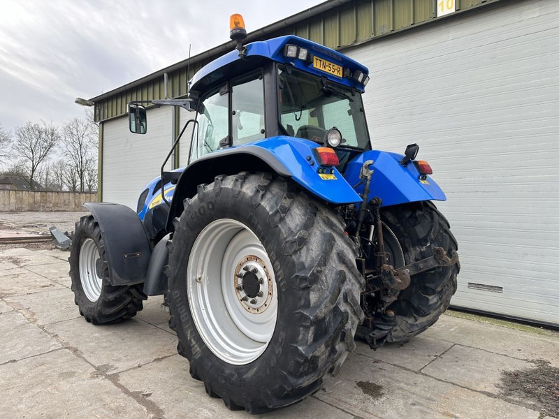 New Holland TVT 195 Dutch registration - Tracteur agricole: photos 3 New Holland TVT 195 Dutch registration - Tracteur agricole: photos 3