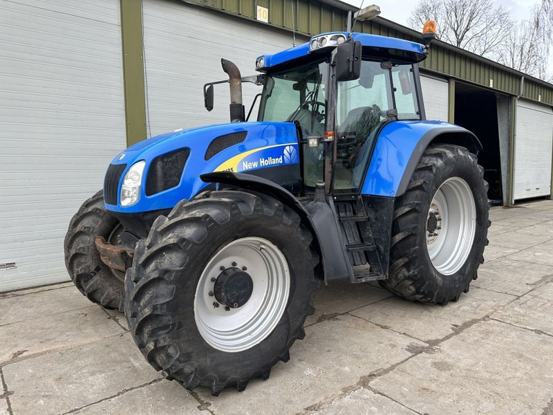 New Holland TVT 195 Dutch registration - Tracteur agricole: photos 1 New Holland TVT 195 Dutch registration - Tracteur agricole: photos 1