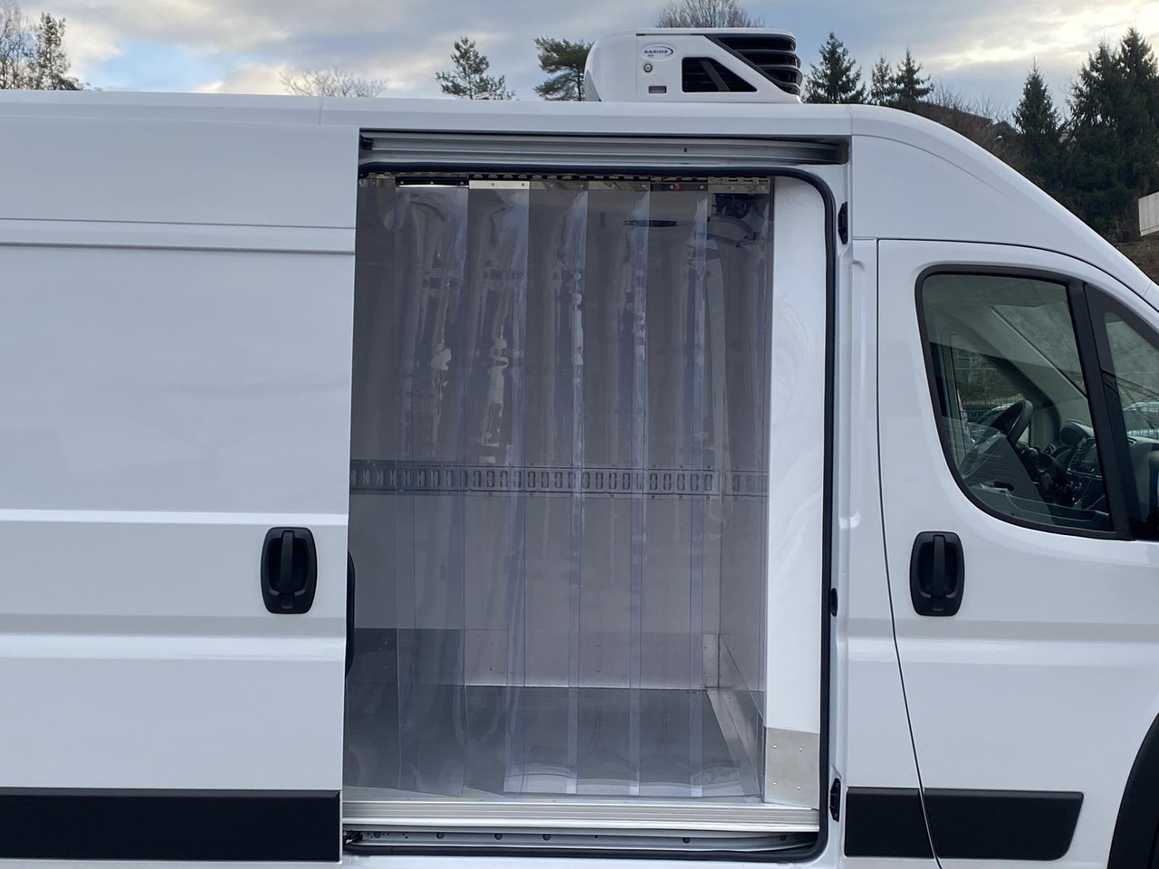 FIAT DUCATO L3H2 180PS BASE HEAVY / FRISCHDIENST + XARIOS 300 12-380V + Heizung - Véhicule utilitaire frigorifique: photos 3 FIAT DUCATO L3H2 180PS BASE HEAVY / FRISCHDIENST + XARIOS 300 12-380V + Heizung - Véhicule utilitaire frigorifique: photos 3