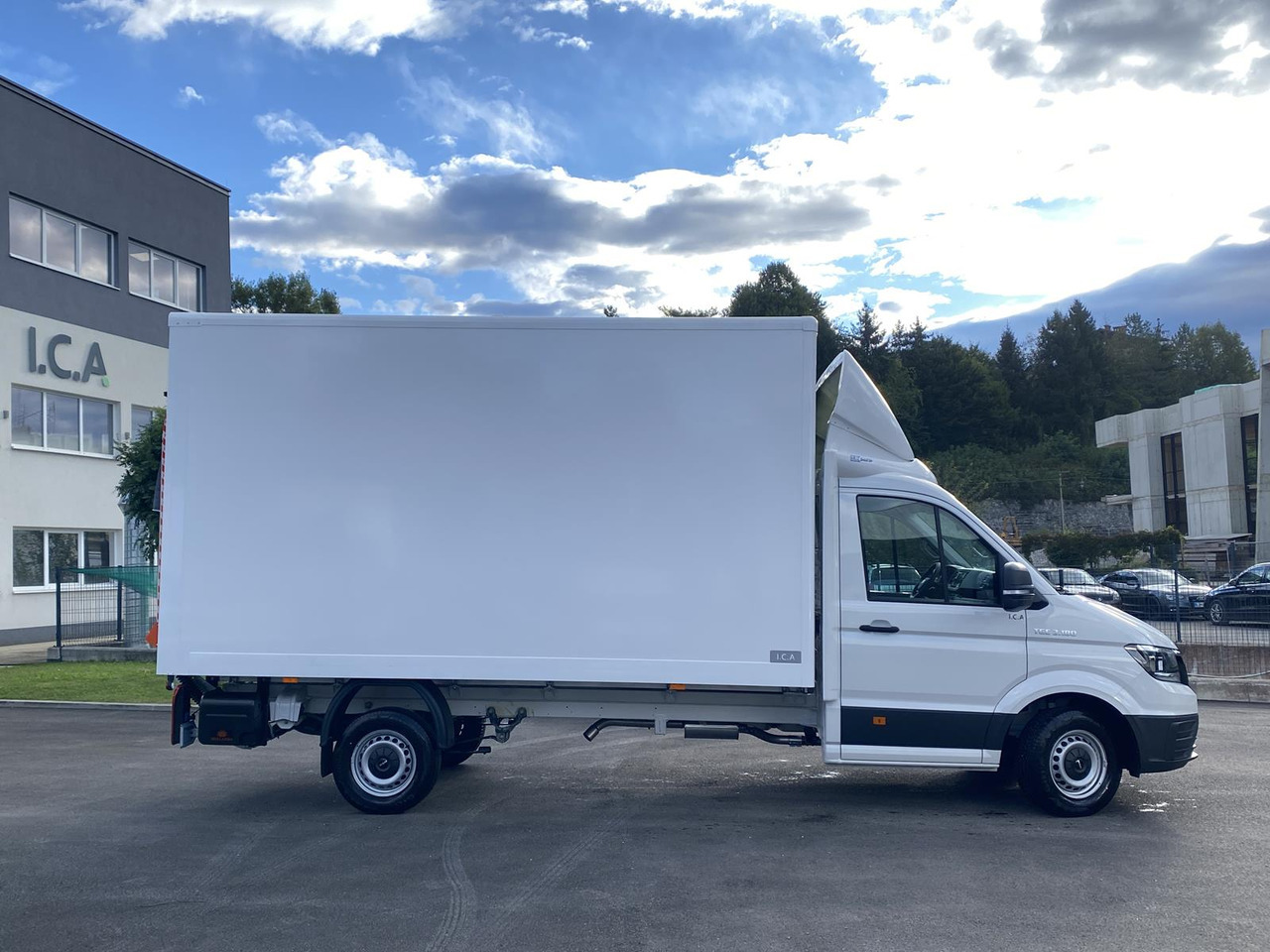 Fourgon neuf MAN TGE 3.180 RS4490 1+2, 180PS, 2.0L | ALU-BOX 4200mm + LADERAMPE: photos 24