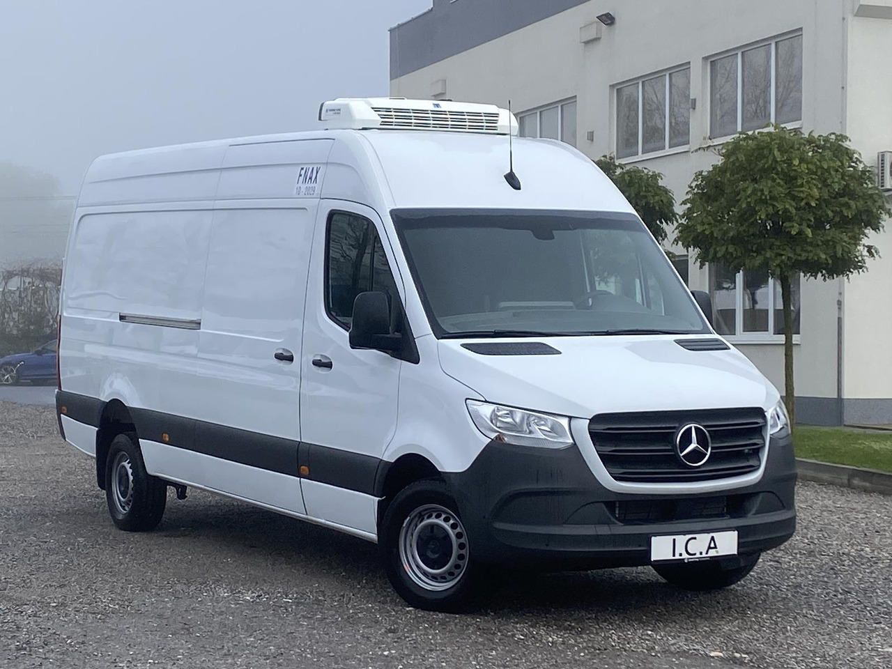 MERCEDES-BENZ SPRINTER 317 CDI L4H3 170PS AUTOMATIK FRISCHDIENST + KONVEKTA FK 3022 12-220V - Véhicule utilitaire frigorifique: photos 3 MERCEDES-BENZ SPRINTER 317 CDI L4H3 170PS AUTOMATIK FRISCHDIENST + KONVEKTA FK 3022 12-220V - Véhicule utilitaire frigorifique: photos 3