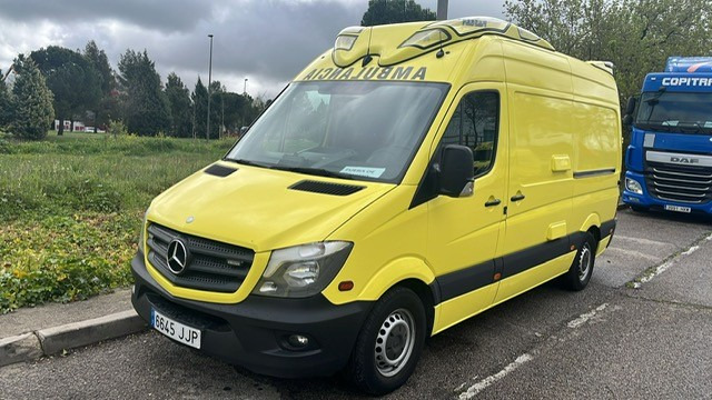 Mercedes Benz AMBULANCE Lot of 10 units Sprinter 313 CDI Automatic - Fourgon utilitaire: photos 1 Mercedes Benz AMBULANCE Lot of 10 units Sprinter 313 CDI Automatic - Fourgon utilitaire: photos 1