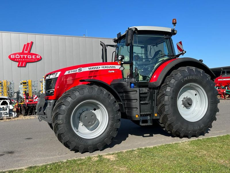 Massey Ferguson MF 8740 S Dyna-VT EXCLUSIVE - Tracteur agricole: photos 2 Massey Ferguson MF 8740 S Dyna-VT EXCLUSIVE - Tracteur agricole: photos 2