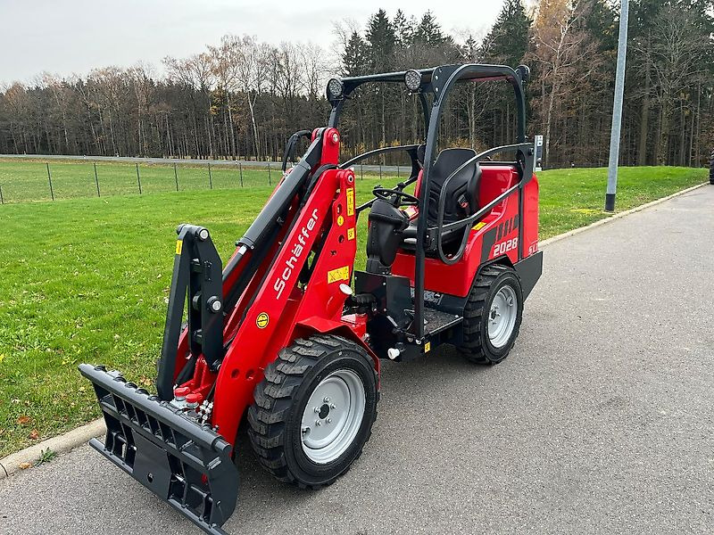 Schäffer 2028 SLT - Valet de ferme: photos 2 Schäffer 2028 SLT - Valet de ferme: photos 2
