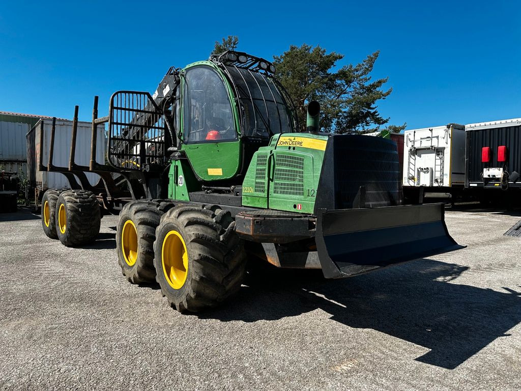 John Deere 1210E 10m CF710 KRAN - Porteur: photos 4 John Deere 1210E 10m CF710 KRAN - Porteur: photos 4