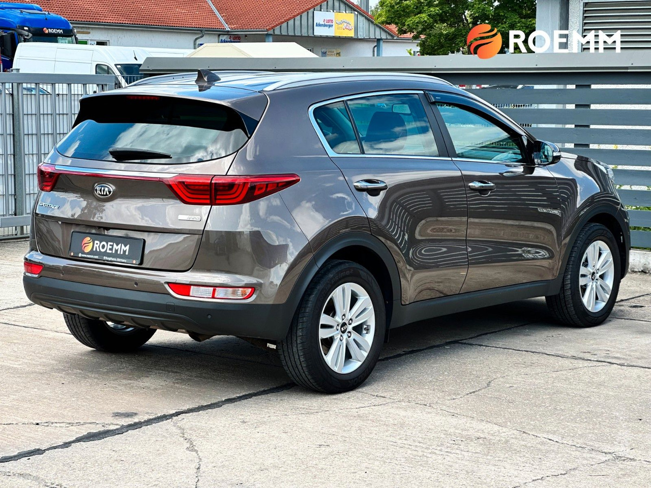 Kia Sportage Spirit 2WD*GARANTIE*JBL*Start/Stopp* - SUV: photos 5 Kia Sportage Spirit 2WD*GARANTIE*JBL*Start/Stopp* - SUV: photos 5