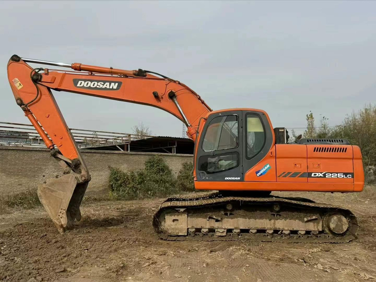 Doosan Used Excavator 225 DX225 DX300 DH150 DX300 DX420 DX520 for Sale - Pelle sur chenille: photos 5 Doosan Used Excavator 225 DX225 DX300 DH150 DX300 DX420 DX520 for Sale - Pelle sur chenille: photos 5