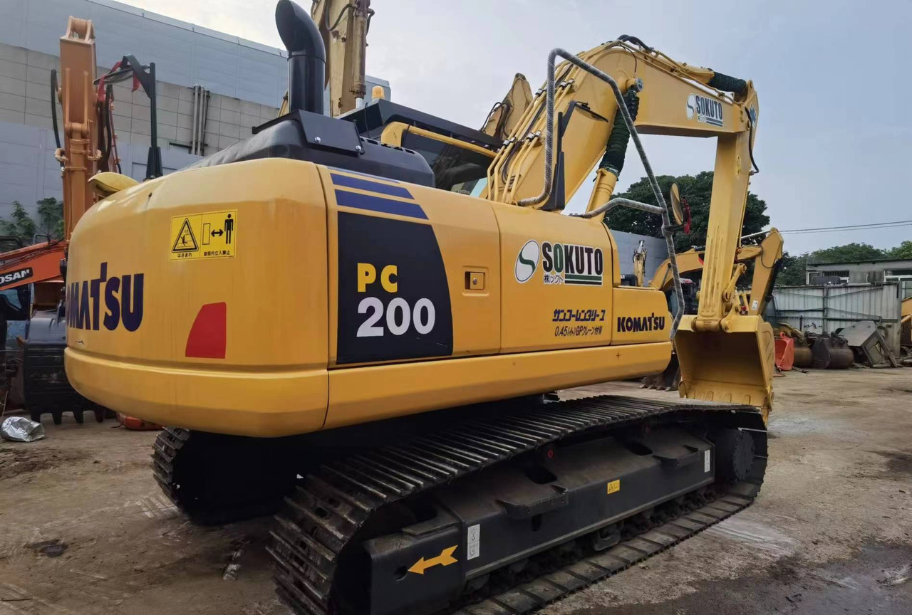 Komatsu PC200 PC210 PC220 Used Excavator Crawler Hydraulic High Quality Secondhand Excavator for Sale - Pelle sur chenille: photos 5 Komatsu PC200 PC210 PC220 Used Excavator Crawler Hydraulic High Quality Secondhand Excavator for Sale - Pelle sur chenille: photos 5
