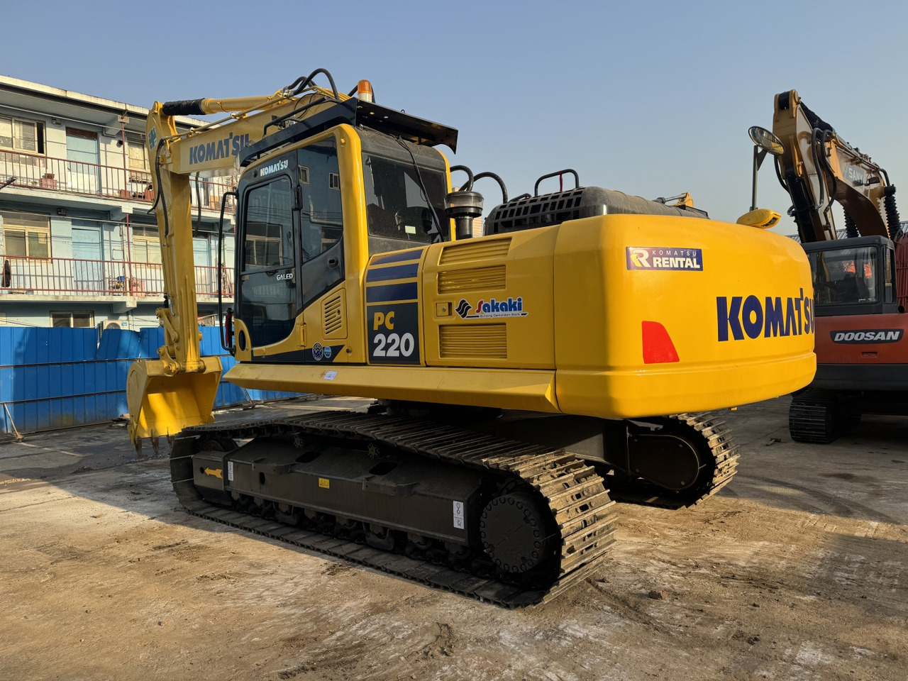 Komatsu PC220 PC210 PC200 Used Excavator Hydraulic Crawler in Good Price - Pelle sur chenille: photos 3 Komatsu PC220 PC210 PC200 Used Excavator Hydraulic Crawler in Good Price - Pelle sur chenille: photos 3