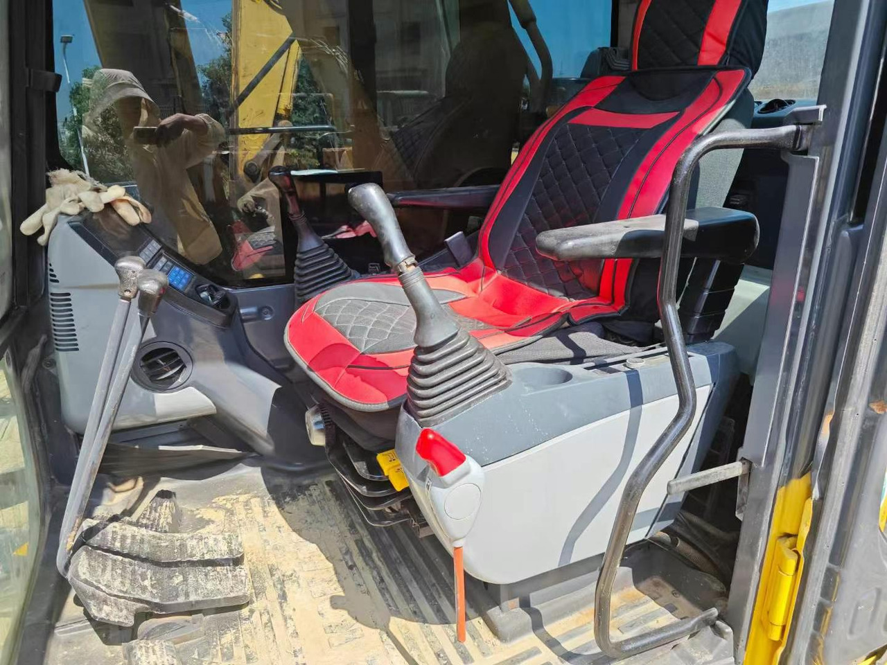 Komatsu PC450-8 Used Excavator PC400-7 PC400-8 45 Ton Secondhand High Quality Crawler Excavator - Pelle sur chenille: photos 5 Komatsu PC450-8 Used Excavator PC400-7 PC400-8 45 Ton Secondhand High Quality Crawler Excavator - Pelle sur chenille: photos 5