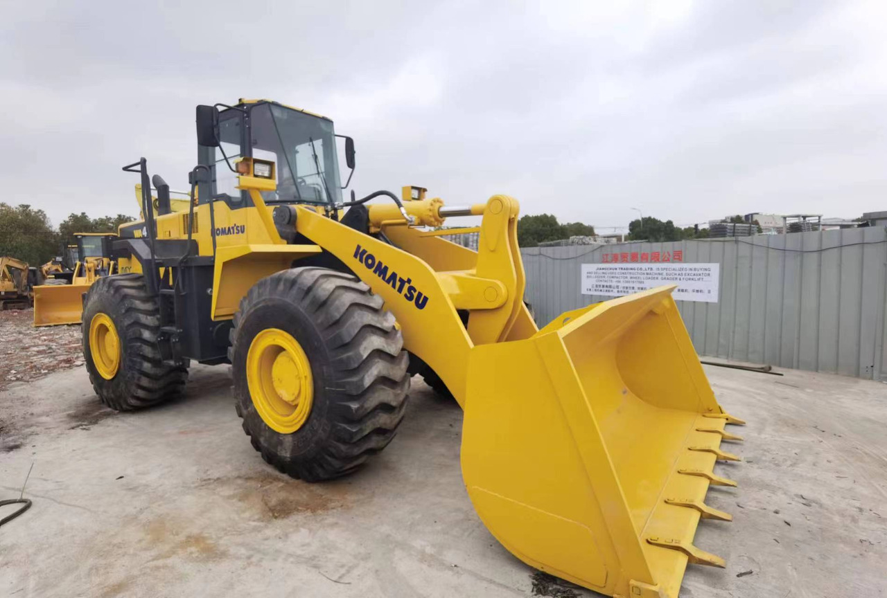 Komatsu WA470 Used Wheel Loader WA380 WA320 WA500 WA600 Loader in High Quality for Sale - Chargeuse sur pneus: photos 2 Komatsu WA470 Used Wheel Loader WA380 WA320 WA500 WA600 Loader in High Quality for Sale - Chargeuse sur pneus: photos 2