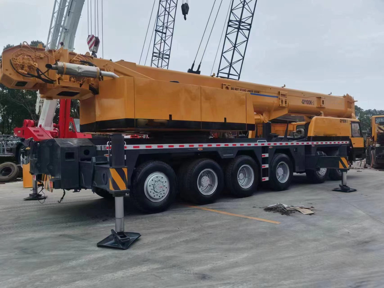 XCMG 100 Ton Used Truck Crane QY100K-II with High Quality for Sale - Grue mobile: photos 5 XCMG 100 Ton Used Truck Crane QY100K-II with High Quality for Sale - Grue mobile: photos 5