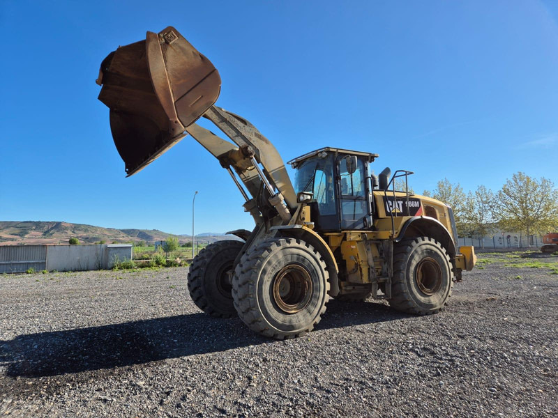 Caterpillar 966M - Chargeuse sur pneus: photos 3 Caterpillar 966M - Chargeuse sur pneus: photos 3