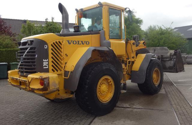 Volvo L70E - Chargeuse sur pneus: photos 1 Volvo L70E - Chargeuse sur pneus: photos 1