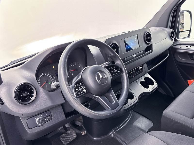 Mercedes-Benz Sprinter 315 1.9 CDI L2H2 3.5t trekgewicht Achteruitrijcamera Betimmering Apple Carplay/Android Auto Cruise Control - Fourgonnette: photos 5 Mercedes-Benz Sprinter 315 1.9 CDI L2H2 3.5t trekgewicht Achteruitrijcamera Betimmering Apple Carplay/Android Auto Cruise Control - Fourgonnette: photos 5