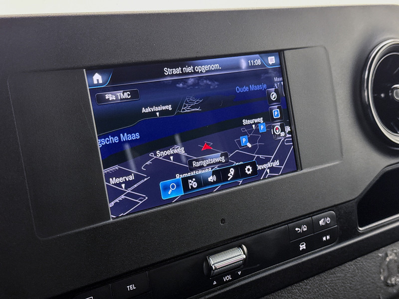 Fourgon utilitaire Mercedes-Benz Sprinter 316 2.2 CDI L2H2 3500KG trekhaak 2x schuifdeur Inrichting Luchtgeveerde stoel Navigatie: photos 8 Fourgon utilitaire Mercedes-Benz Sprinter 316 2.2 CDI L2H2 3500KG trekhaak 2x schuifdeur Inrichting Luchtgeveerde stoel Navigatie: photos 8