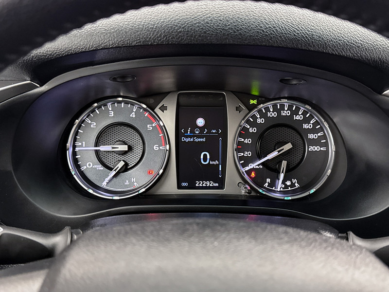 Toyota Hilux 2.4 D-4D Xtra Cab Professional Toneau cover 4x4 3.5t trekhaak Navigatie Stoelverwarming - Pick-up: photos 5 Toyota Hilux 2.4 D-4D Xtra Cab Professional Toneau cover 4x4 3.5t trekhaak Navigatie Stoelverwarming - Pick-up: photos 5